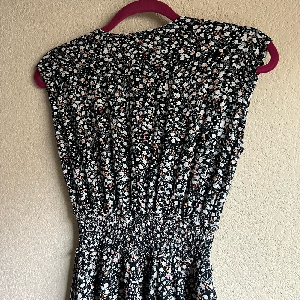Rails Ashlyn Smocked Waist Midi Dress In Ivy Ditsy Floral Black White, XS - Picture 8 of 16